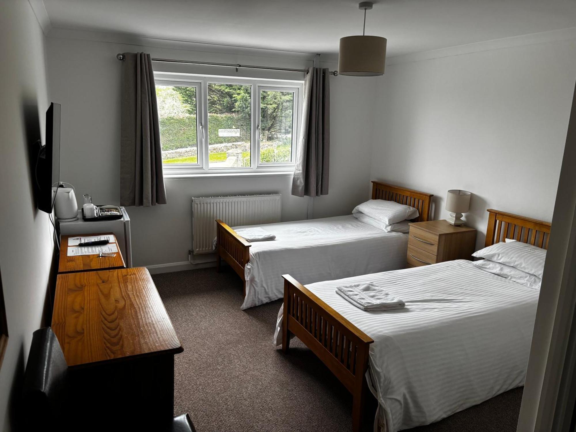 Smithaleigh Farm Rooms And Apartments Sparkwell 외부 사진